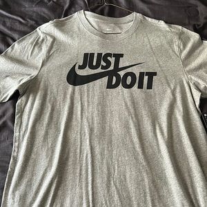 Nike T-Shirt